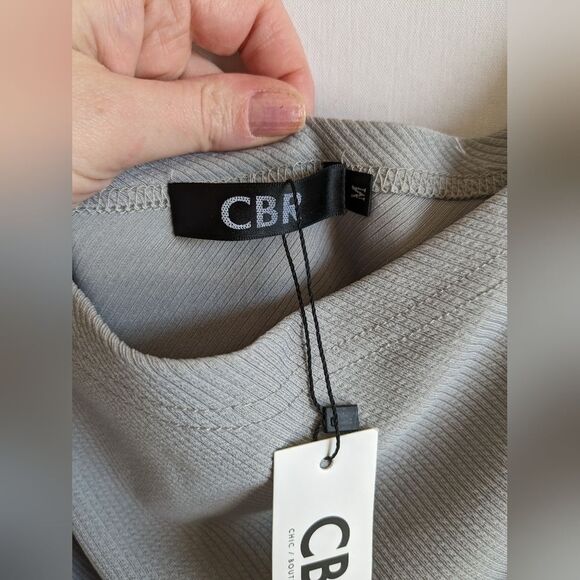 CBR Blouse NWT Size Medium Grey‎ off shoulder - Picture 2 of 4
